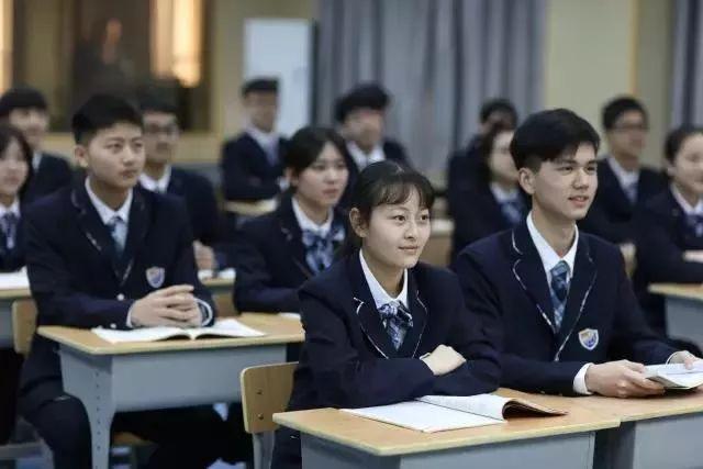 日本高中的学费
