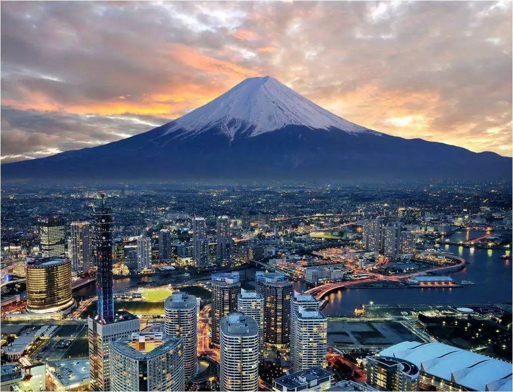 日本留学.jpg