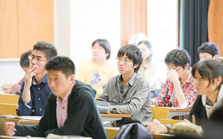 日本留学研究生学制