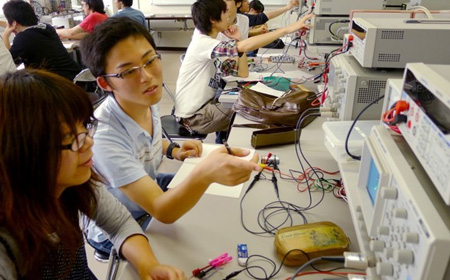 日本专门学校.jpg