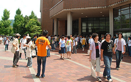 京都工艺纤维大学国际排名是多少？